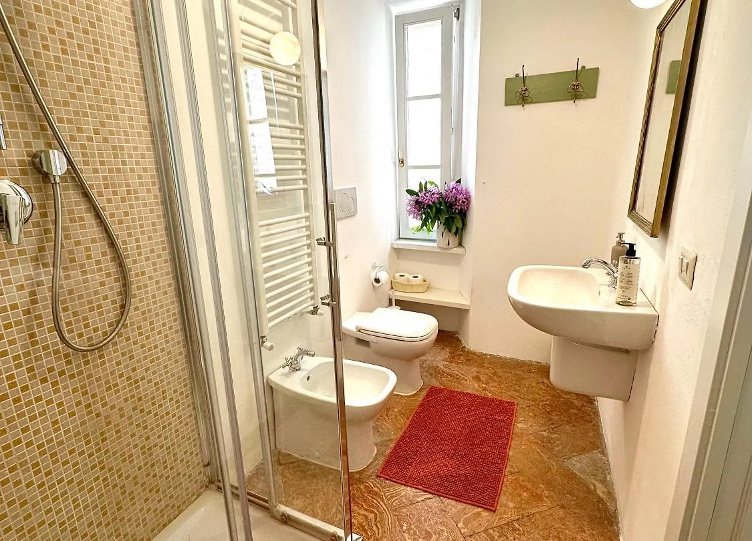 Villa Adelaide Lakeview Côme Bed & Breakfast